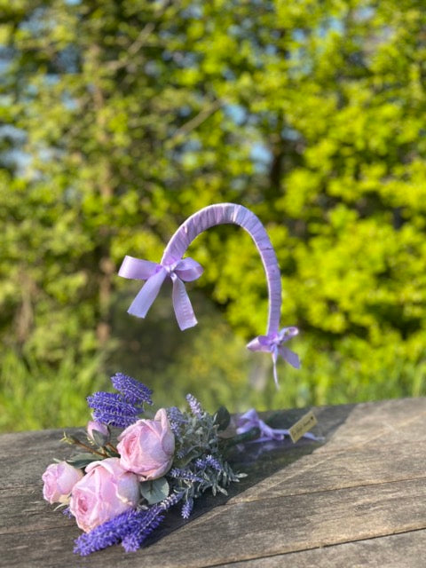 Şeffaf Çantada Lila Güller